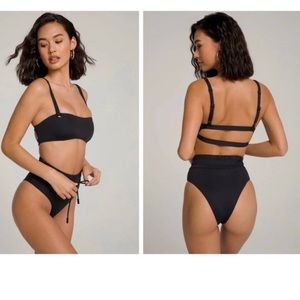 GOOD AMERICAN
Sporty Grommet Top Size 1